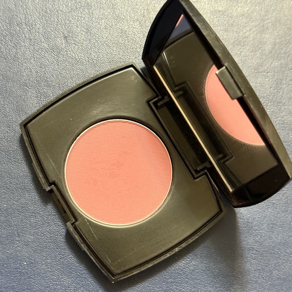 Lancome Blush Subtil Delicate Oil Free Powder Blush in The Shade APLUM - Picture 2 of 6